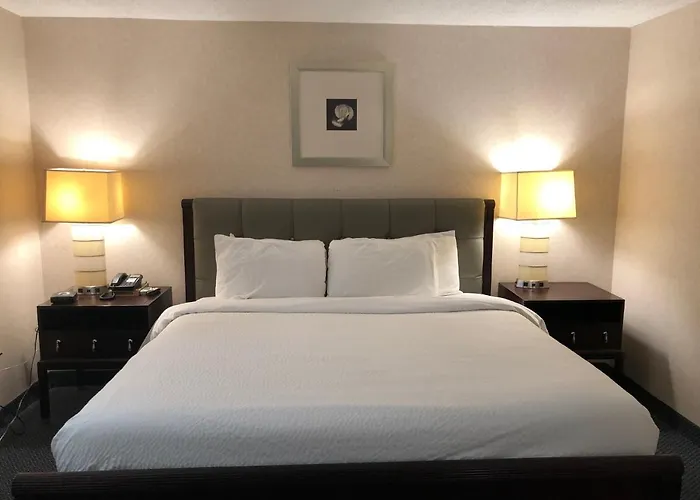 Days Inn By Wyndham Fredericton
